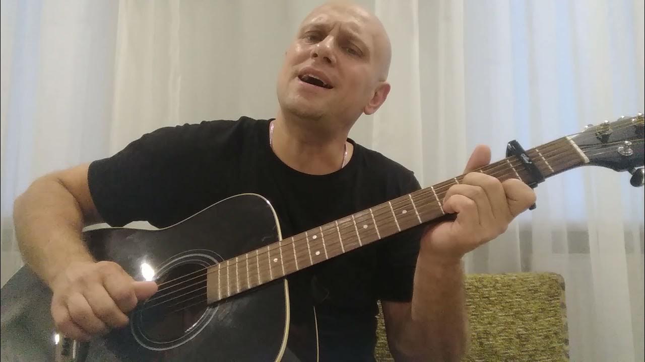 Баянист играет в китае. Колхозное поле песня. Гитара скажи председатель. Песня председатель. Гитара скажи председатель.