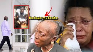 Rebecca kadaga akwatidwa lubona! laaba ekiri mu state House Museveni Atidde. 