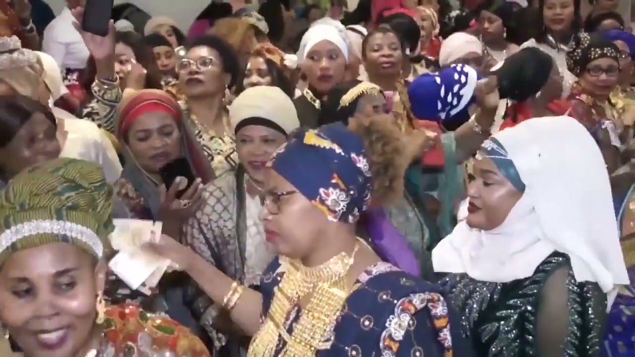 zahara chanson abdou nourou et arfati ( MAMAN BAK SALIMANI )