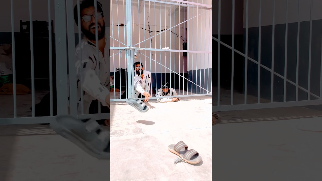 Prisoner escaped 😳 