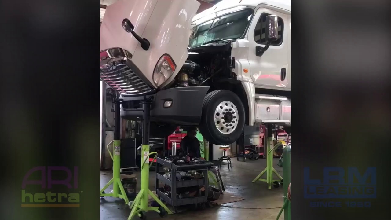 ARI-HETRA Support Stands Hold Up Truck While LRM Leasing Replaces Bearings