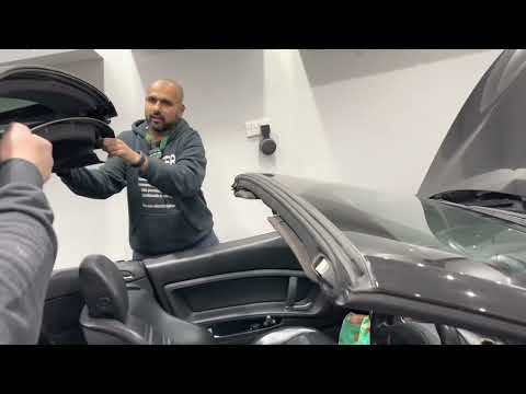 Ferrari California (F149) – How To Manually Close Roof
