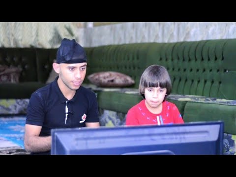 تحشيش حرامي غبي يلعب ويه ابنهم بلي مصيبه هههههه كرار الساعدي