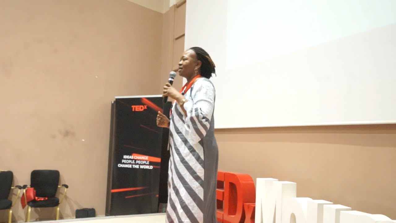 L'évolution sociétale | CLARISSE NOMAYE | TEDxMoursal