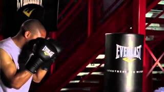 How to do a Free Standing Heavy Bag Workout with Andre Ward! - www.fitnessdelivery.nl