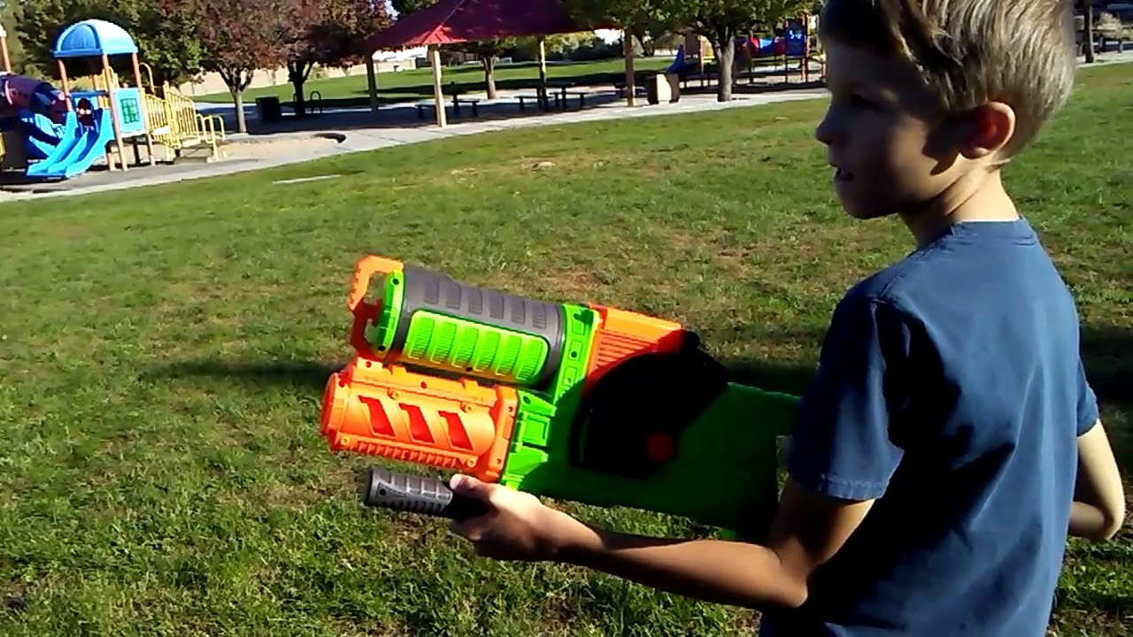 Adventure Force Commandfire - YouTube
