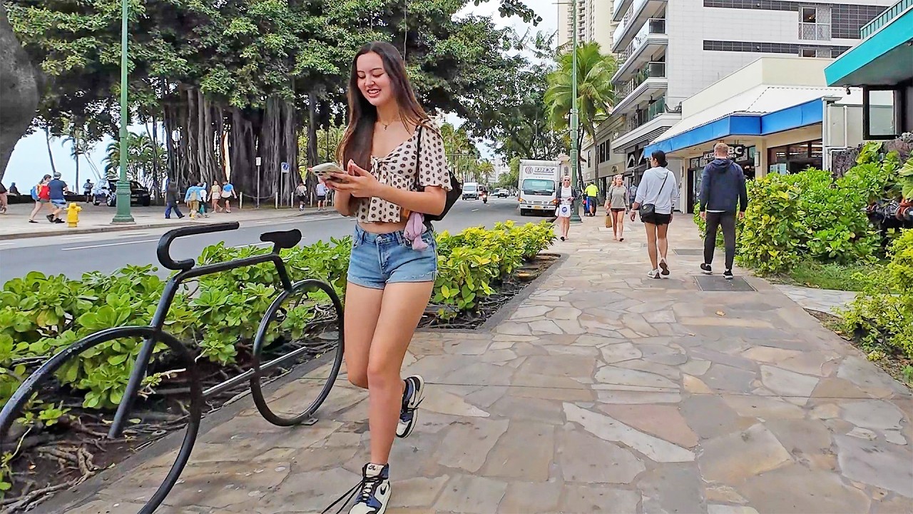 PARADISE FOUND! 🌈 A fun Walk in Waikiki Hawaii 🏖️🌴