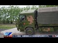 [新闻直播间]直击演训场 陆军 驾驶专业实战化考核 锤炼战场保障硬功 | 新闻来了 News Daily