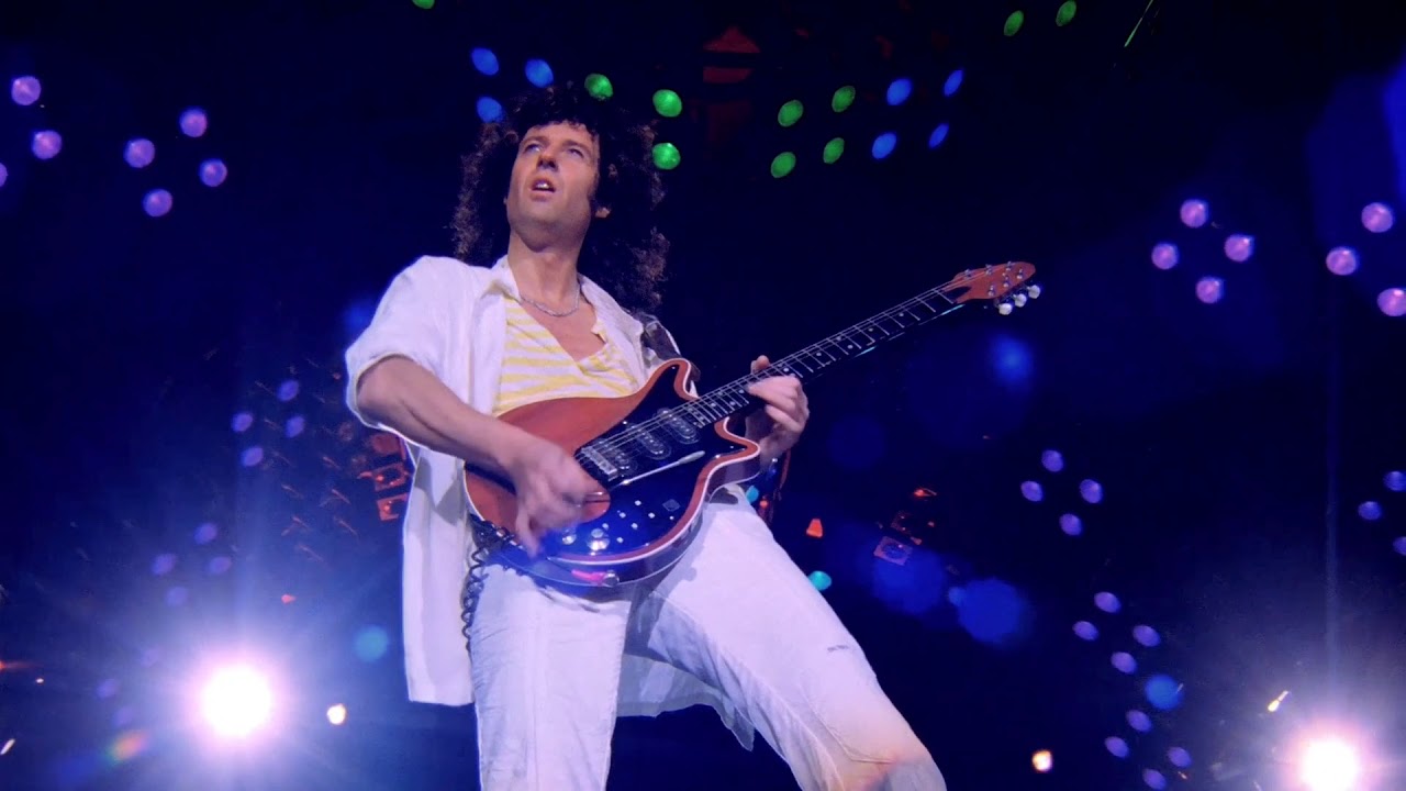 Queen - Bohemian Rhapsody (Live in Budapest, 1986) - YouTube