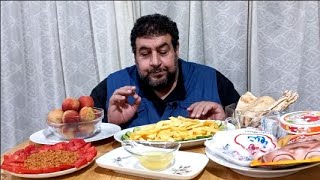 الاكيل عجوزة سمن بلدي بطاطس و بطاطس شيبسي ثلاث انواع جبن وخوخ سيناء