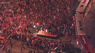 Clemson fans welcome home winning team