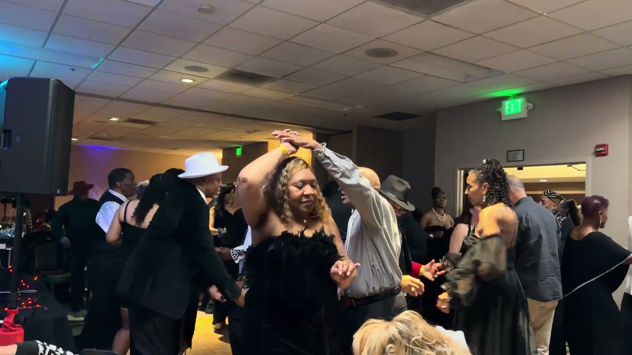 🎉🎊🙏🏾👸🏾💃🏾 Последняя черно-белая вечеринка 2025 года🎊🎉🙏🏾🥰🎁👸🏾