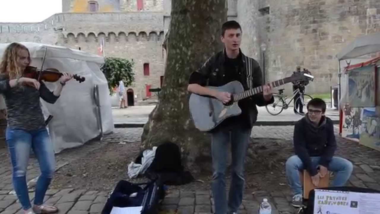 C Est Pas Du Gateau Reprise De Mano Solo St Malo Juillet 15 Youtube
