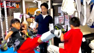 小学生 キッズクラス 練習 スパーリング キックボクシング