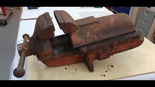 Old & Rusty 80kg XXL Deadlocked Vice Restoration