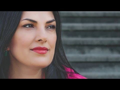 قصة أغنية بتعاتب خيالك