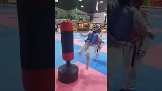 احلى واقوى تمرين في لعبة التايكوندو في جدة مع كابتن انس taekwondo for kids in jeddah
