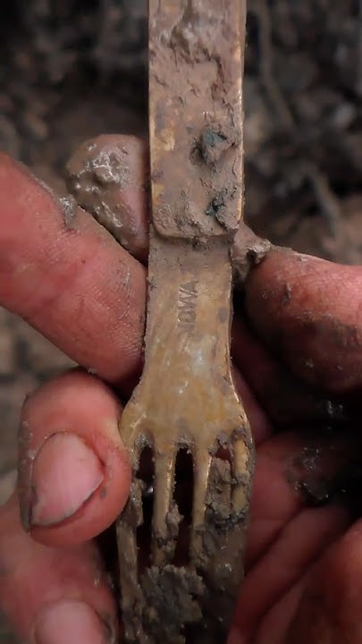 Ложка-вилка Вермахта со дна блиндажа! #relics #metaldetecting #wwii # ...