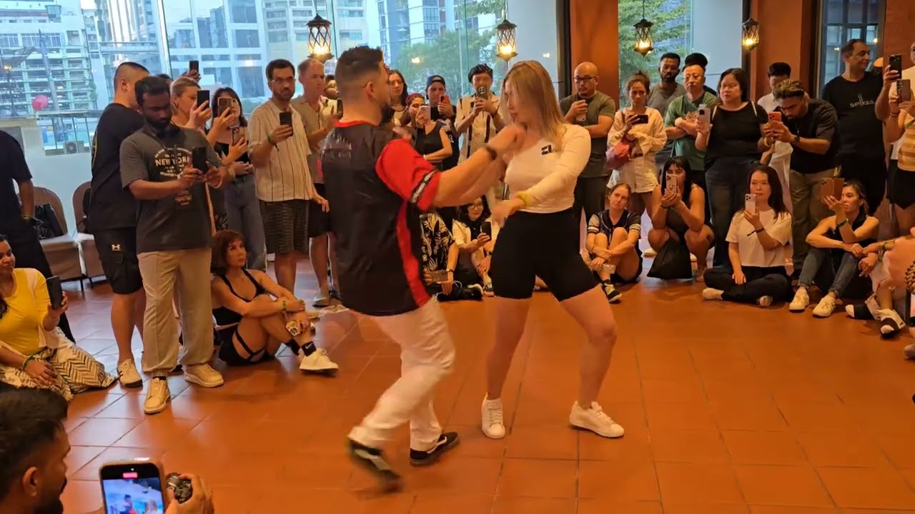  1.잭 & 사라 키좀바웍샾방콕 LE페스티벌26.01.16