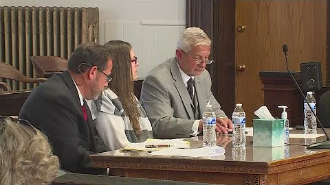 Angela Wagner testifies that husband wanted Rhoden...