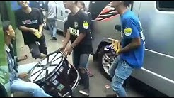 Vidio Viral!!! Suporter Persib "Nyanyi" Lagu Rasis  - Durasi: 0:31. 