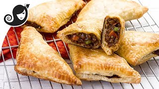 Vegetable Pasties with Vegan Mince Filling | Vegan and Vegetarian Recipe by Veganlovlie - Vegan Fusion-Mauritian Recipes 76,676 views 6 years ago 8 minutes, 36 seconds