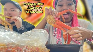 TEACHING MY WHITE FRIEND HOW TO EAT SNOW CRABS! JUICY CRAB SEAFOOD BOIL MUKBANG!