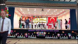 Tuto 23 Nisan Ve Minikler Korosu