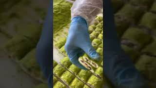 Beyaz Çi̇kolatali Katlama Lokum