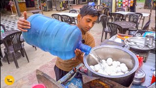 A Small Boy with a Big Dream Selling Cheapest 6 Eggs Biggest Bread Omelette Rs 120 l Noida Food Tour