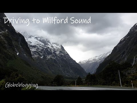 Stunning drive down to Milford Sound on New Zealand's South Island