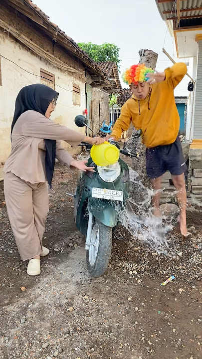 If the floor is dirty, splash it || #shorts #longshorts #youtubeshorts #laugh #hilarious #funny #...