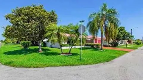 $199,764 2BR 2BA in TAMARAC 33321.  Call  Julie Va...