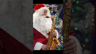 Дед Мороз играет на саксофоне песенку про медведей (к/ф "Кавказская пленница") #shorts