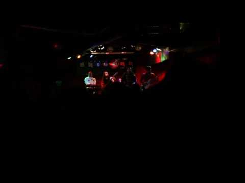 Medzvezdna mačkica -- Space unicorn on fire