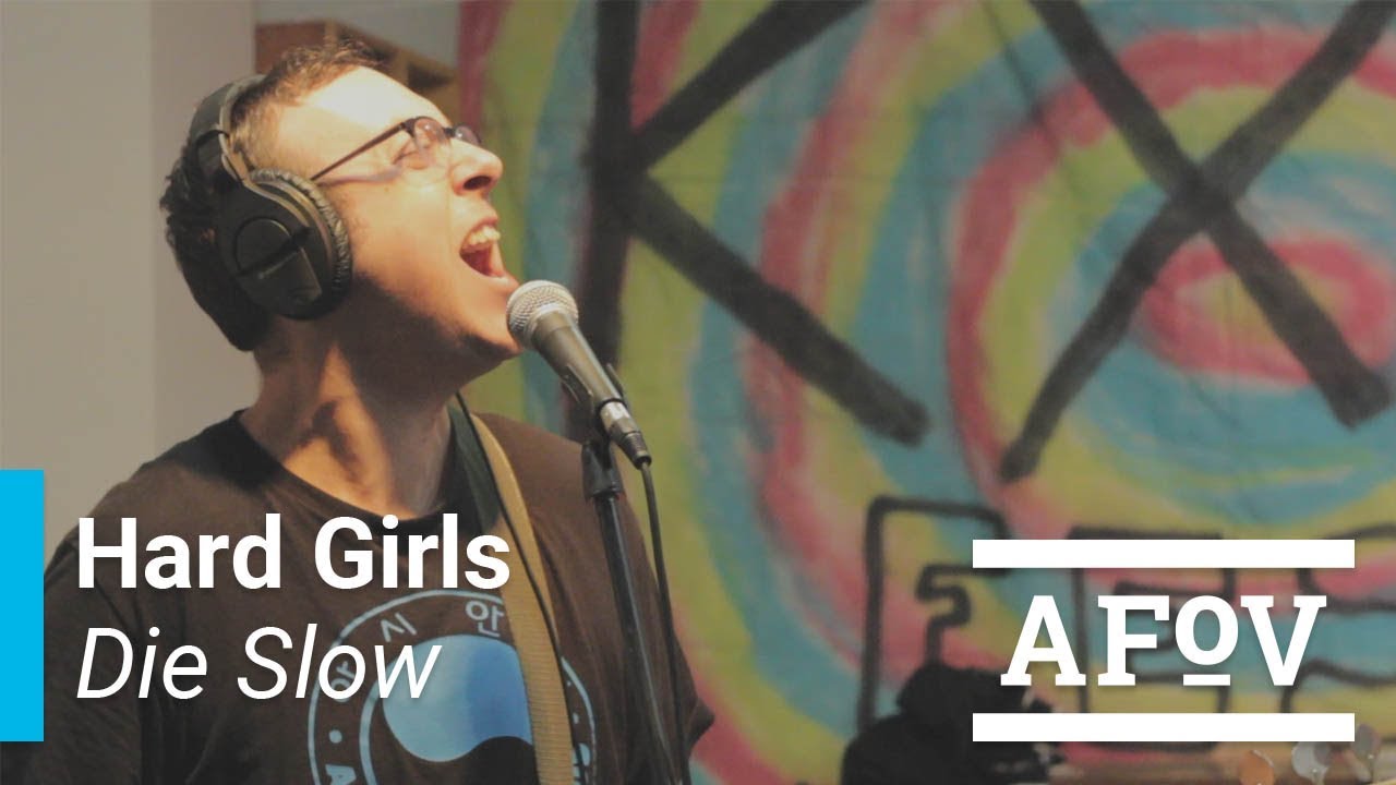 Guarda HARD GIRLS - Die Slow | A Fistful of Vinyl su YouTube Guarda HARD GIRLS - Die Slow | A Fistful of Vinyl su YouTube