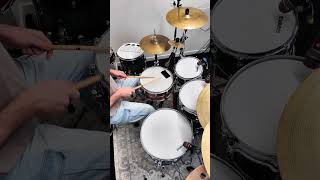 Learn this versatile Triplet drum fill! #smackdrums #drumlesson #drumfill