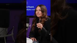 To si misli Anja Rupel o trenirkah