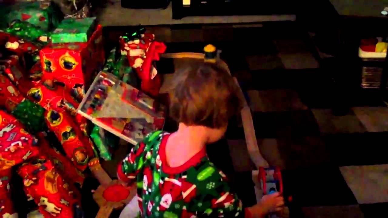 Christmas Morning 2010 2 - YouTube