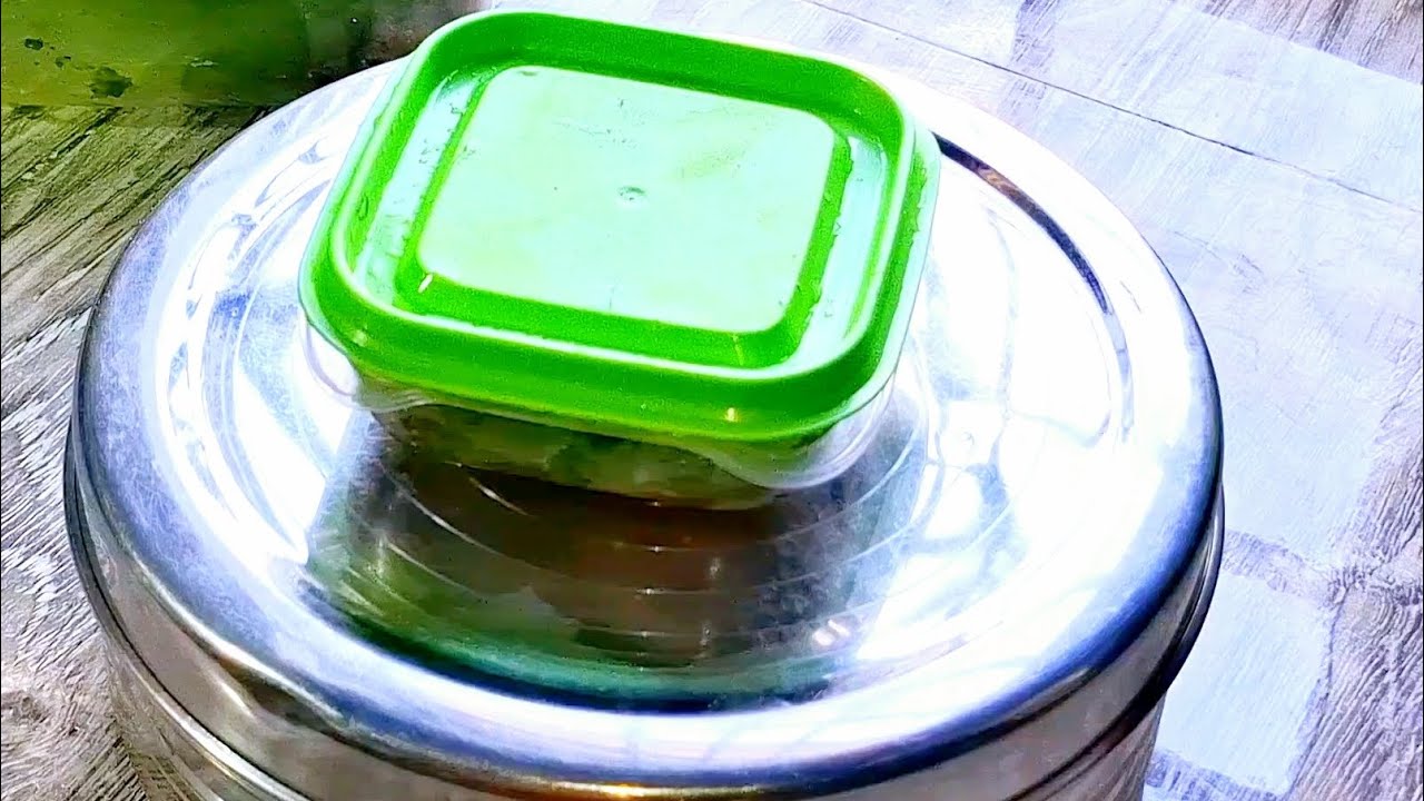 কোথাও যাবার সময় যেভাবে খাবার নিই। My thyroid problem and my lunch pack .