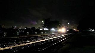 The longest oil train was passing Bang Sue, E.MTU 4102