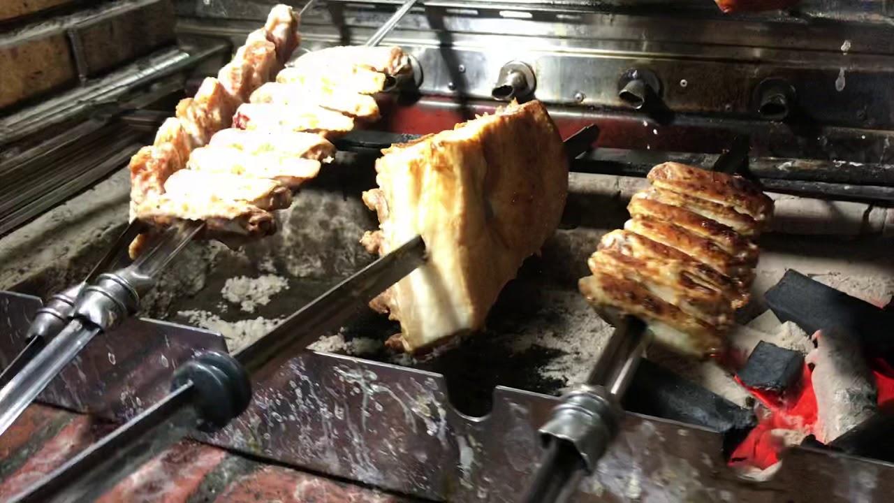 ブラジル式 炭火焼肉 シュハスコ シュラスコ In Churrascaria Choupana ショウパーナ Youtube