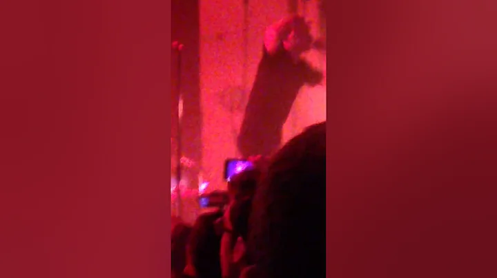 Radioactive - Imagine Dragons (Brixton 25/11/2013)