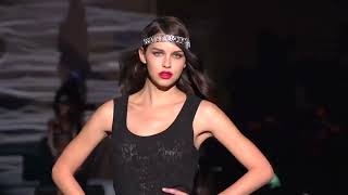 Intimissimi Fashion Show   Part 1 4k HD The Show part II   001 9
