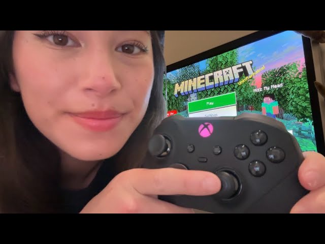 girl teaches you how to play minecraft *badly* (asmr)