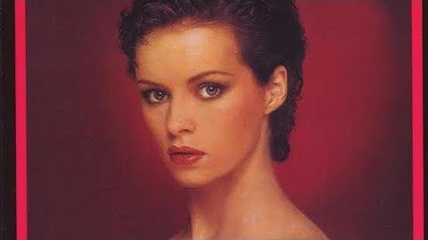 Sheena Easton - For Your Eyes Only (Official Music Video) 1981