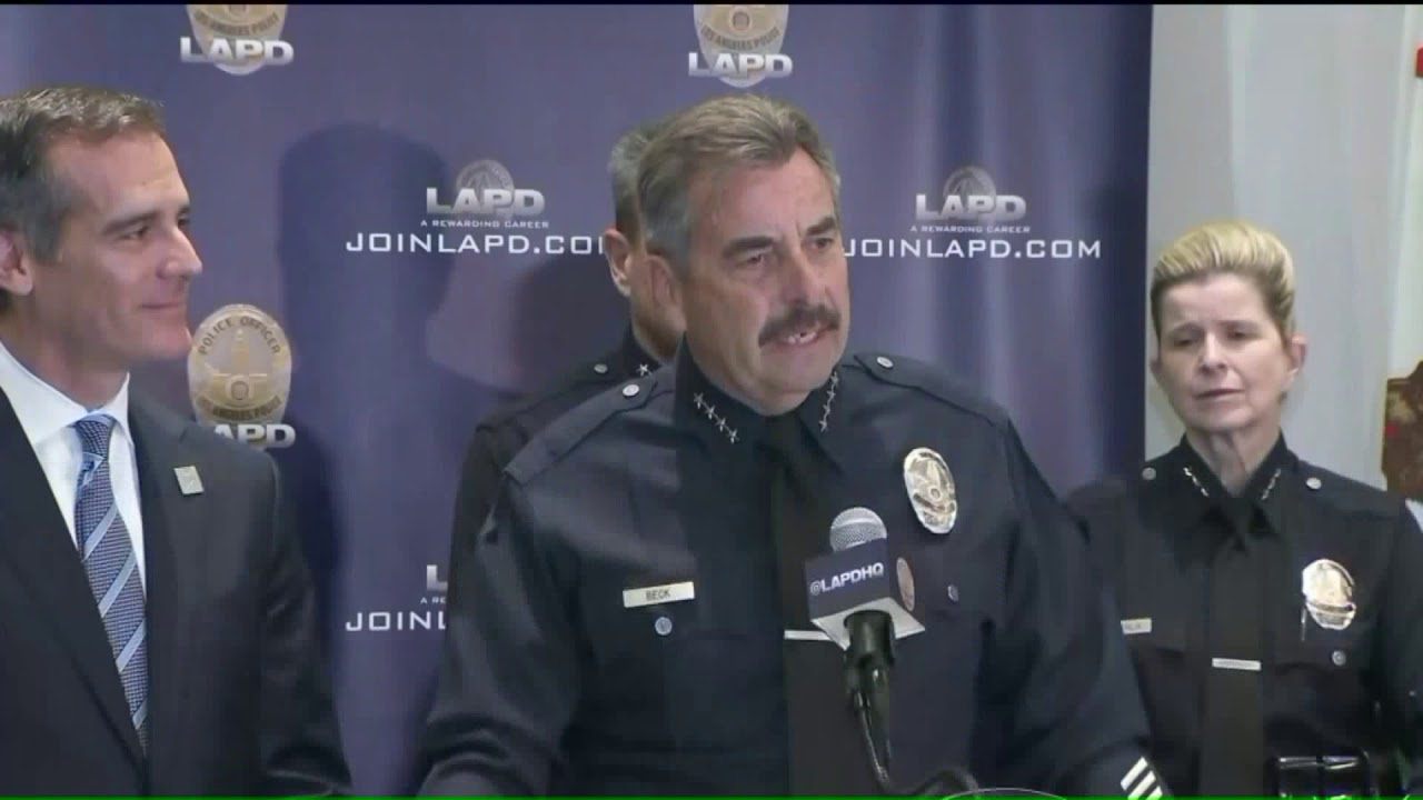 Former LAPD Chief Charlie Beck officially named interim Chicago top cop