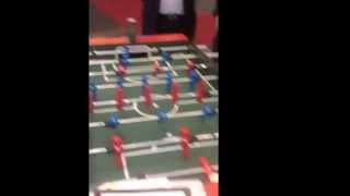 Genialer Trickschuss von Tischfußball-Weltmeister Chris Marks (100 Soccer für Deutschland 2014)