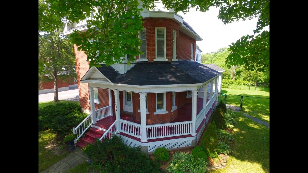For Sale Arnprior Ontario 5 Bed & 5 Bath 231 Elgin Street