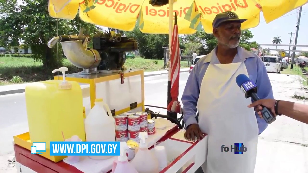 Jerry the snow cone man has been at it for the last 37 years YouTube